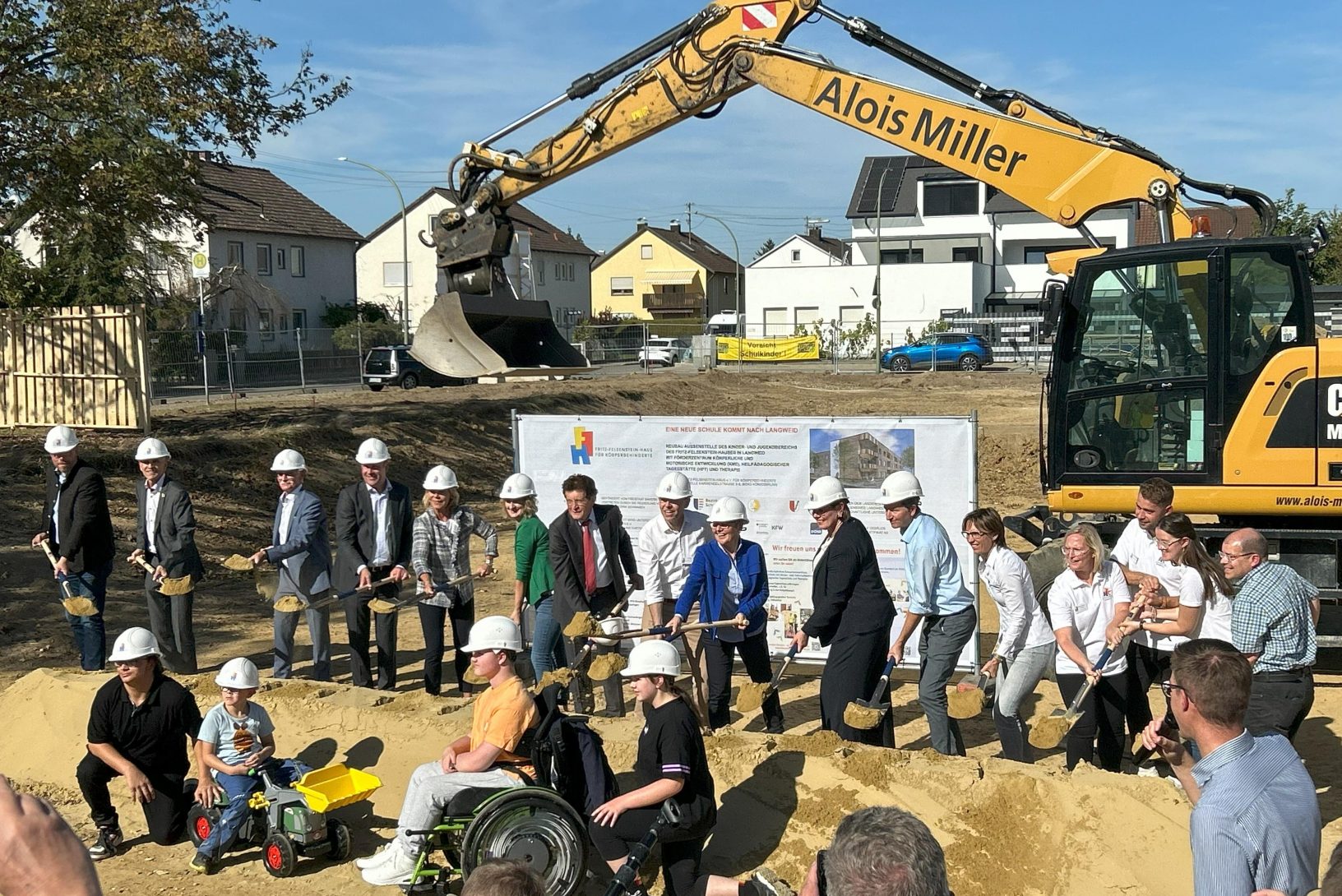 Spatenstich beim Fritz-Felsenstein-Haus! – Asscon